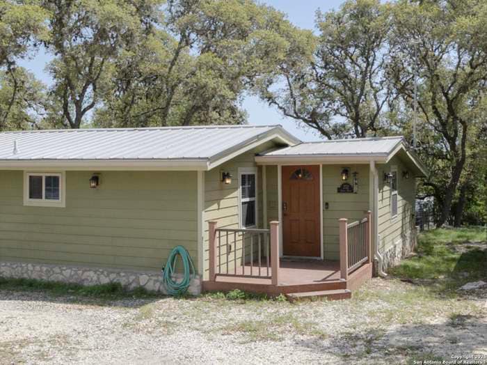 Building Photo - 232 Angel Dr