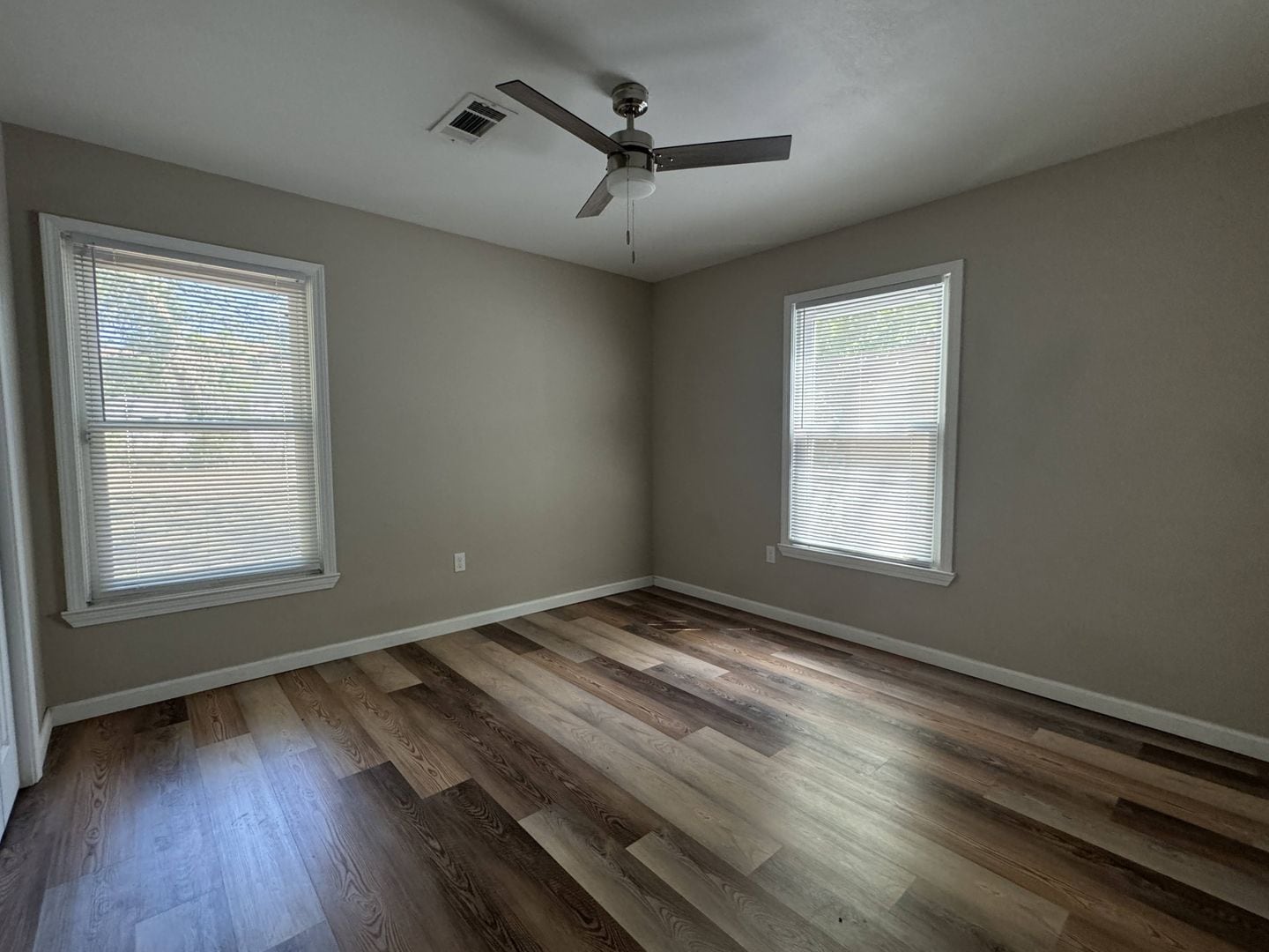 Building Photo - 1714-1716 Stewart St