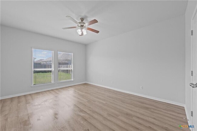 Building Photo - 715 Wyndham Hill Pkwy