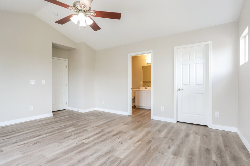 Building Photo - 17001 E Wyoming Dr