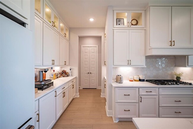 Building Photo - 244 Summer Sunrise Dr