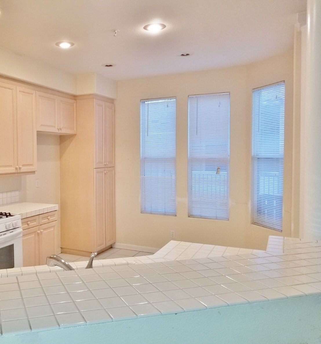Building Photo - 317 W Summerfield Cir