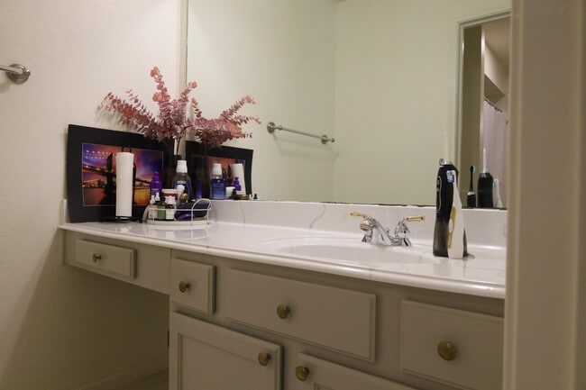 Building Photo - 3223 Autumn Bridge Ln