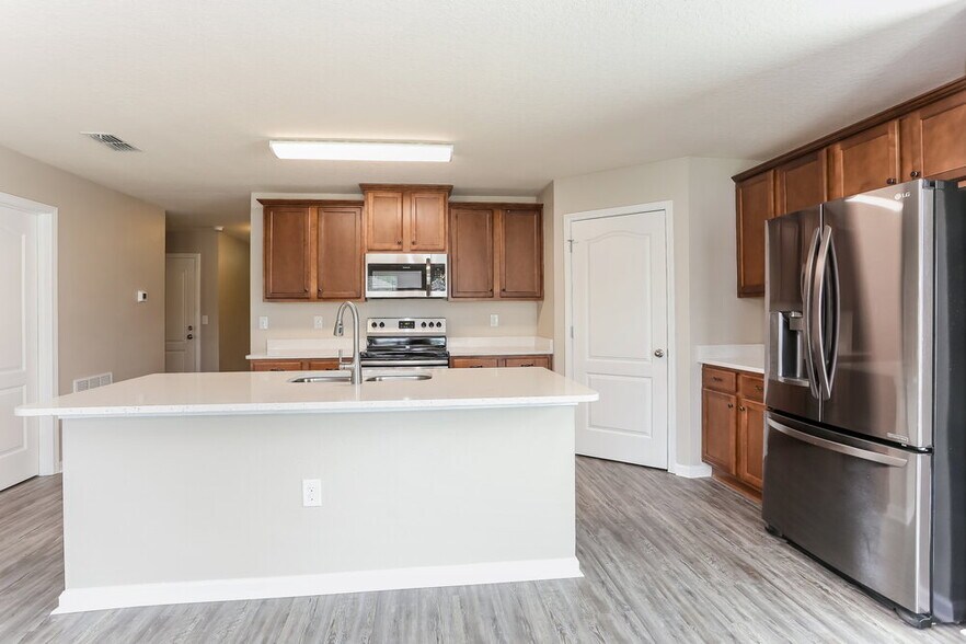 Building Photo - 3434 Canyon Falls Dr