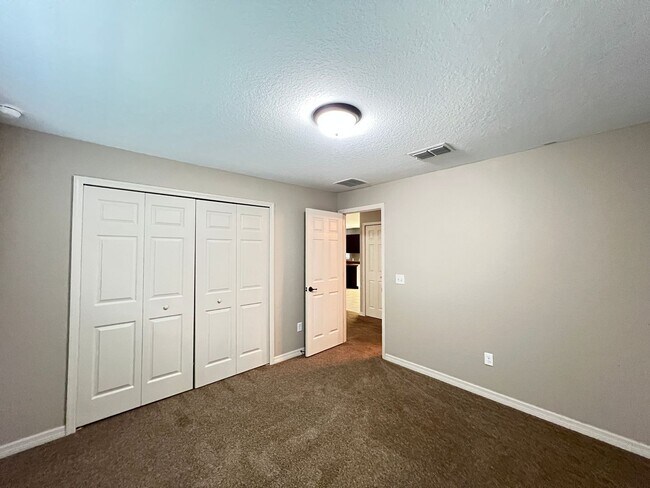 Building Photo - 3 BD/2BA Home in Beautiful Ocala!!!
