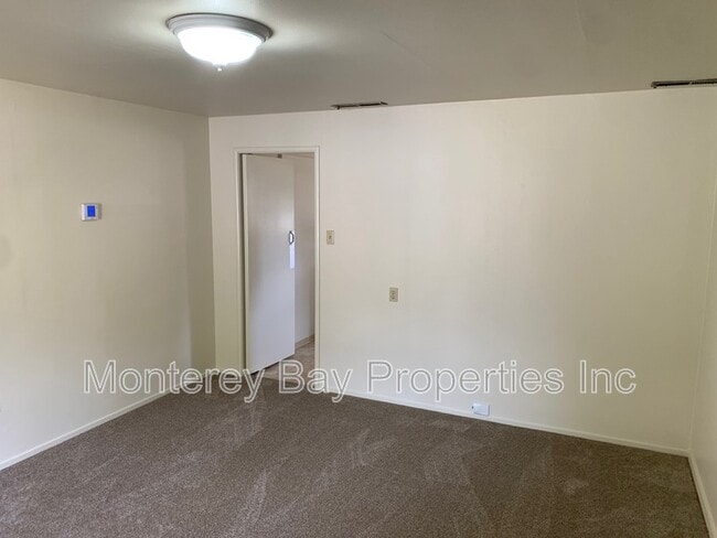 Building Photo - 109 Solano Ave