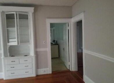 Building Photo - 24 Dimick St