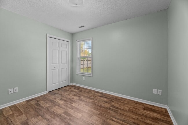 Building Photo - 146 Jer Mar Dr