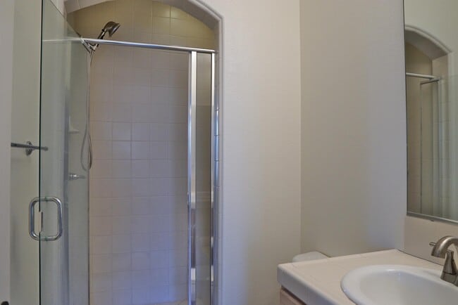 Building Photo - 1816 Pintura Cir W