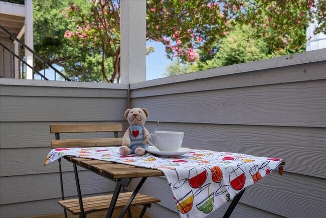 Building Photo - 12166 Metric Blvd