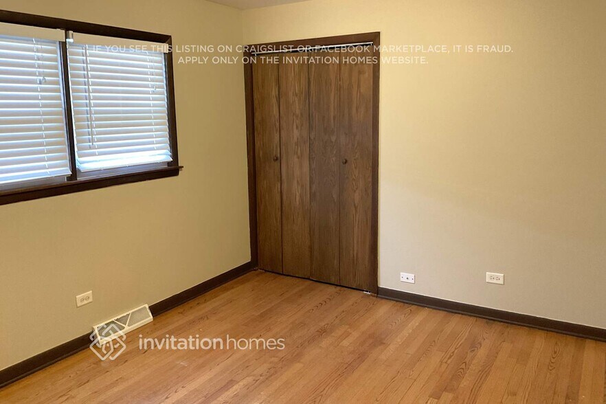 Building Photo - 17358 Oleander Ave