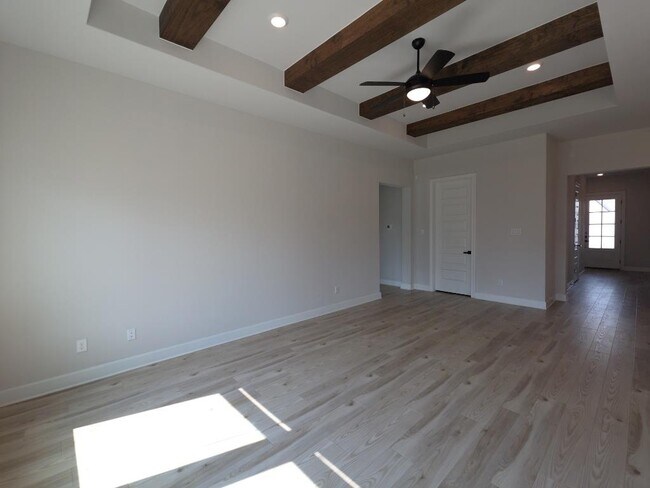 Building Photo - 17813 Clairess Ln