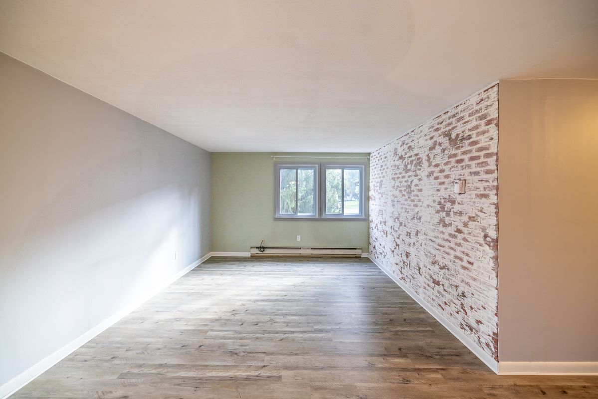 Building Photo - 489 Idlewood Blvd