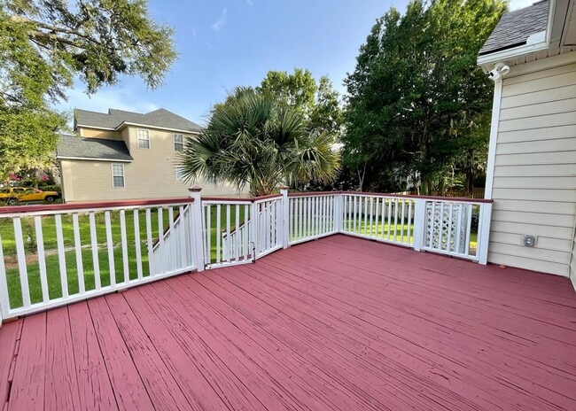 Building Photo - Available June 10th. Beautiful 3 BR/2 BA Home in Seaside Farms!