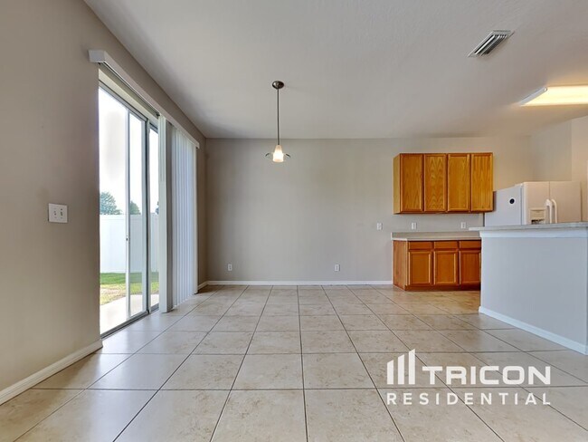Building Photo - 32240 Fish Hook Loop Wesley Chapel FL