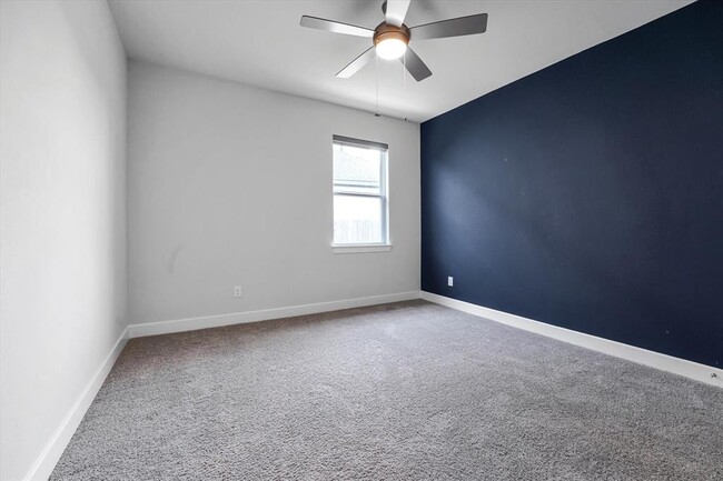Building Photo - 6406 Prairie Landing Blvd