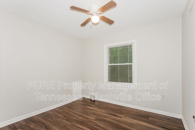 Building Photo - 1441 Whitney Ave