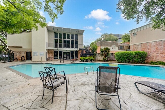 Building Photo - 15137 Kimberley Ct