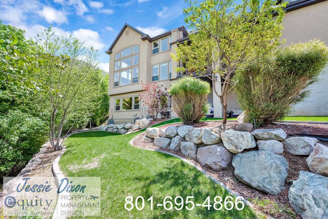 Building Photo - 567 E Greystone Dr