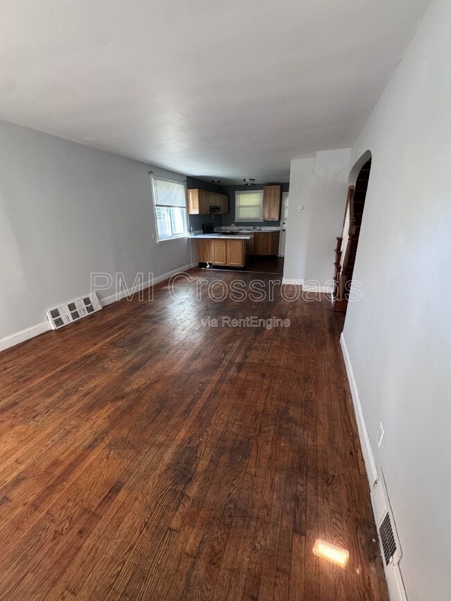Building Photo - 2876 Hudson Dr