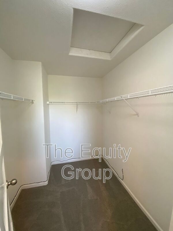 Building Photo - 3461 Alcove Way