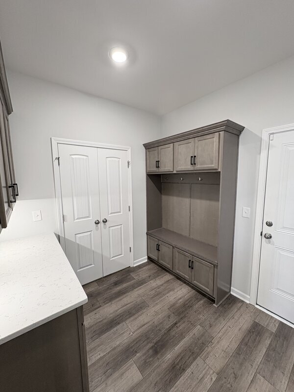 Building Photo - 153 Brockway Dr