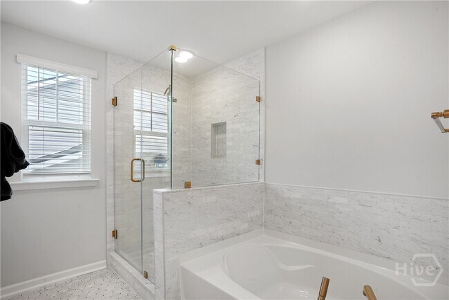 Building Photo - 25 Ashmont St