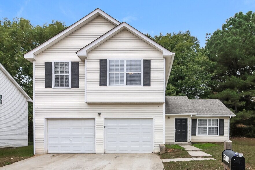 Primary Photo - 2915 Russ Ln