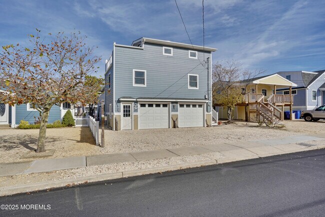 Building Photo - 256 Ocean Bay Blvd