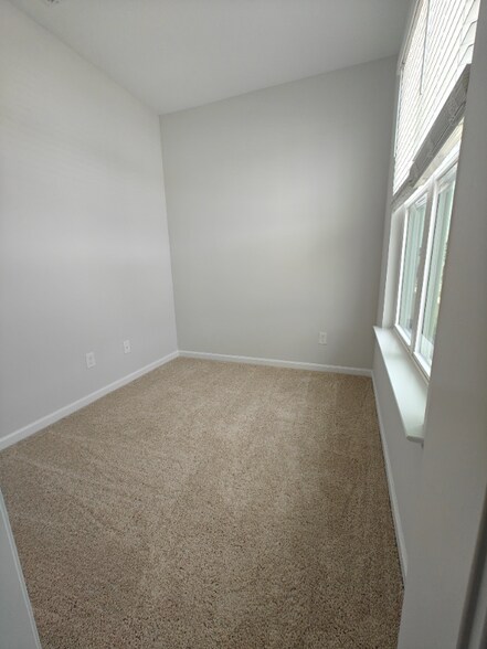 Building Photo - 21 Nettle Ln