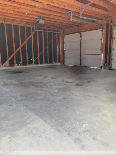 Building Photo - 8121 Neville Ave