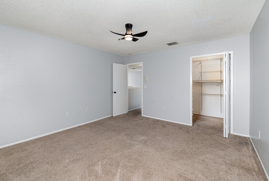 Building Photo - 1264 Falconcrest Blvd