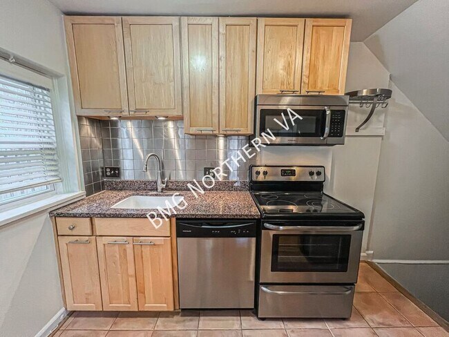 Building Photo - 4840 S 28th St