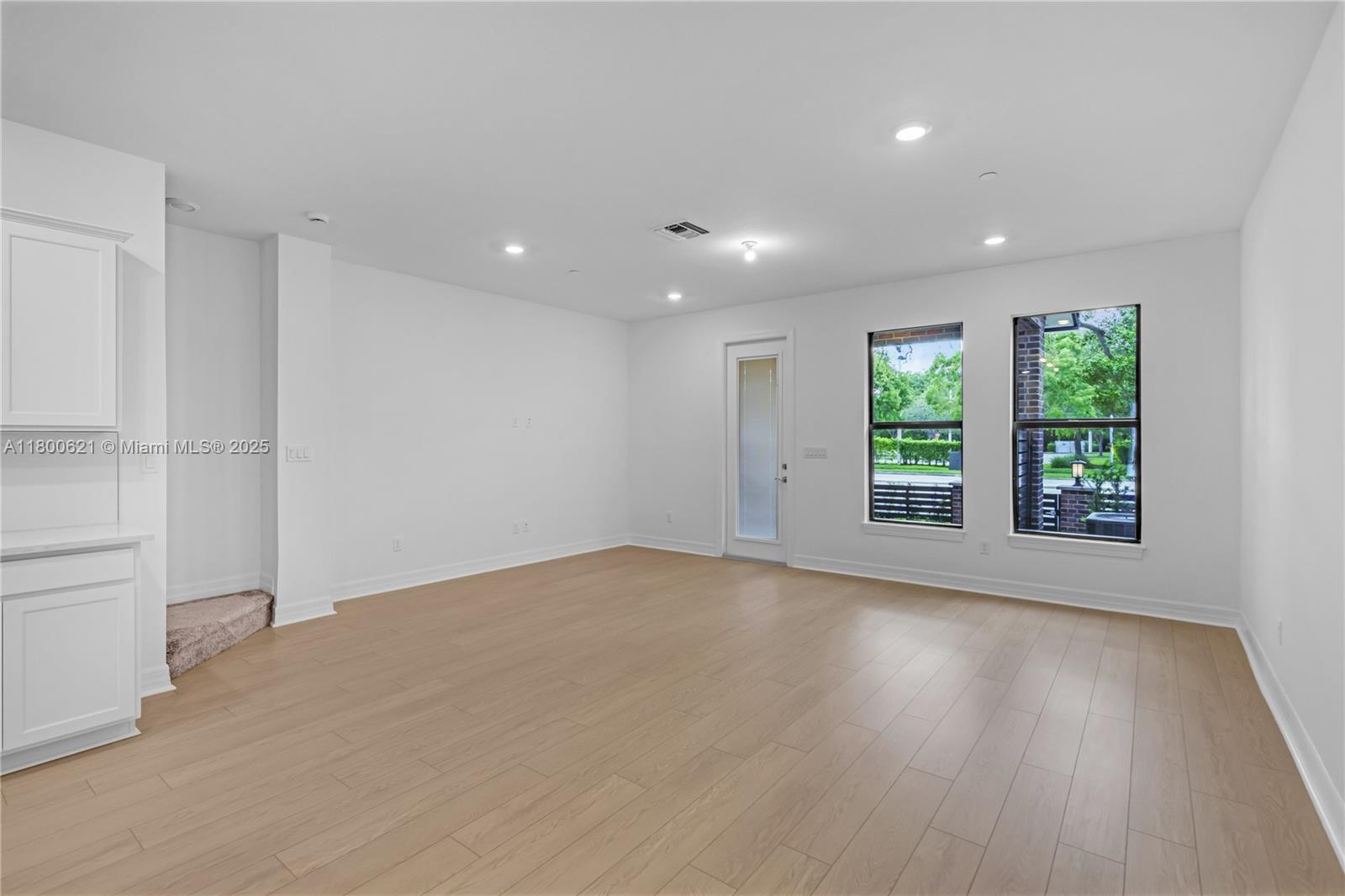 Building Photo - 8353 NW 7th Pl