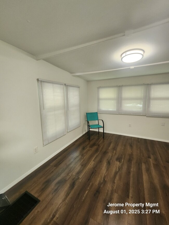 Building Photo - 4620 Plum St
