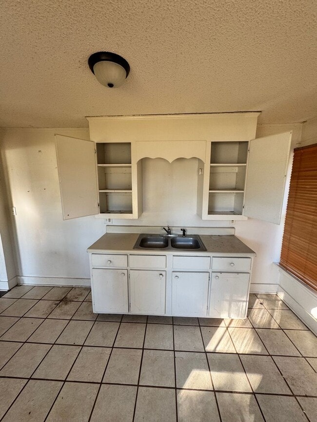 Building Photo - 2/1 Duplex in Shelby, NC