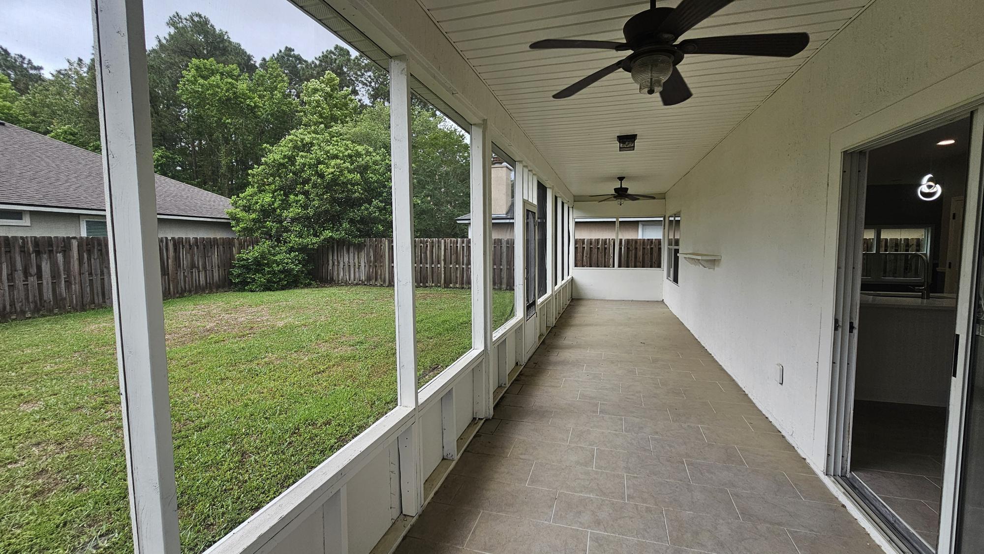 Building Photo - 13983 Summer Breeze Dr