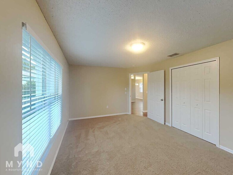 Building Photo - 3291 Rocky Ave