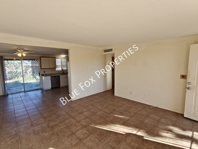 Building Photo - 3755 S Amos Pl