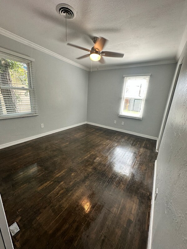 Building Photo - 2708 S Highland St