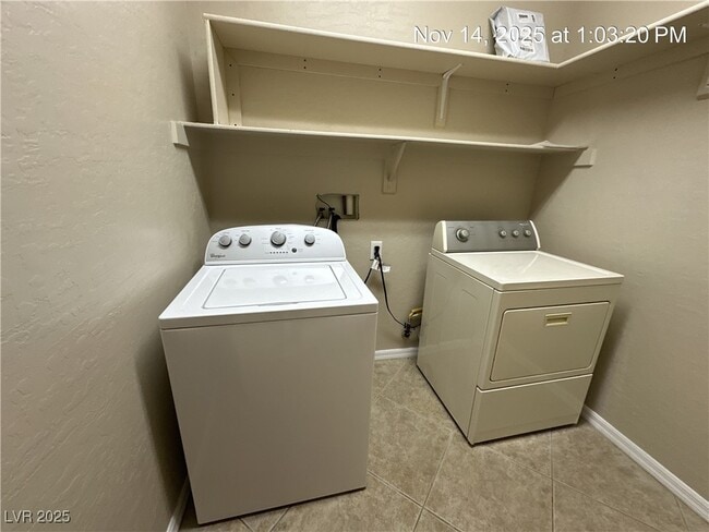 Building Photo - 6853 Feral Dove St