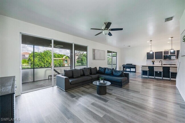 Building Photo - 2029 Fairmont Ln