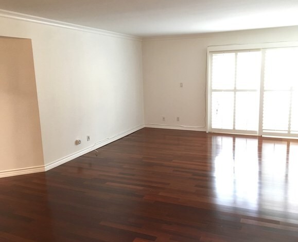 Living Room - 1741 Granville Ave