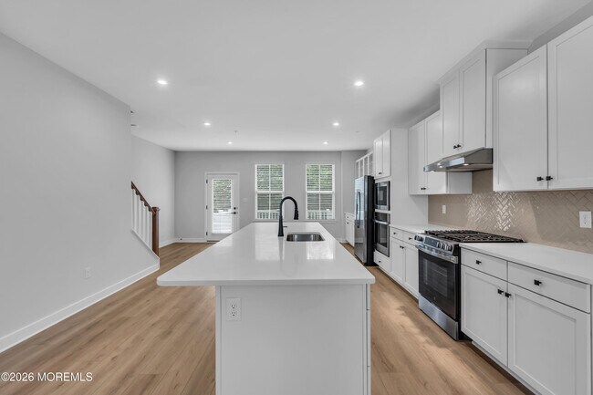 Building Photo - 9 Foxwood Dr