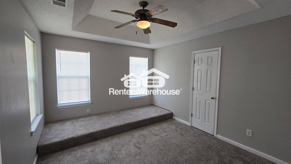 Building Photo - 2058 Hairston Creek Pkwy