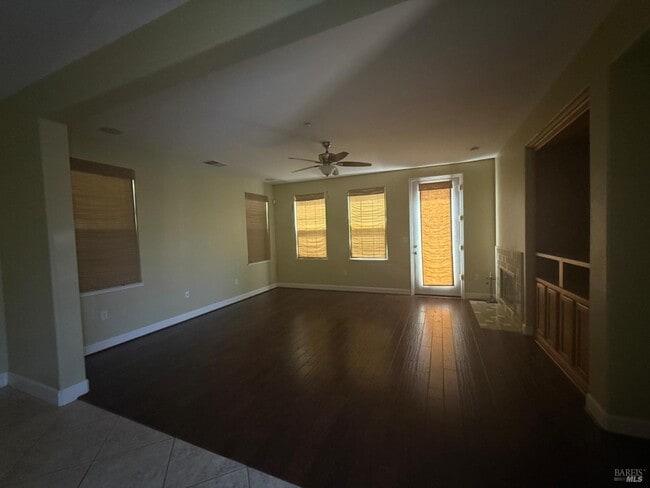 Building Photo - 55 Toscana Dr