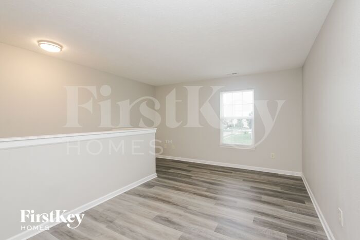 Building Photo - 728 Woodway Ln
