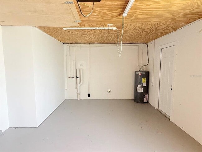 Building Photo - 13617 Frances Ave
