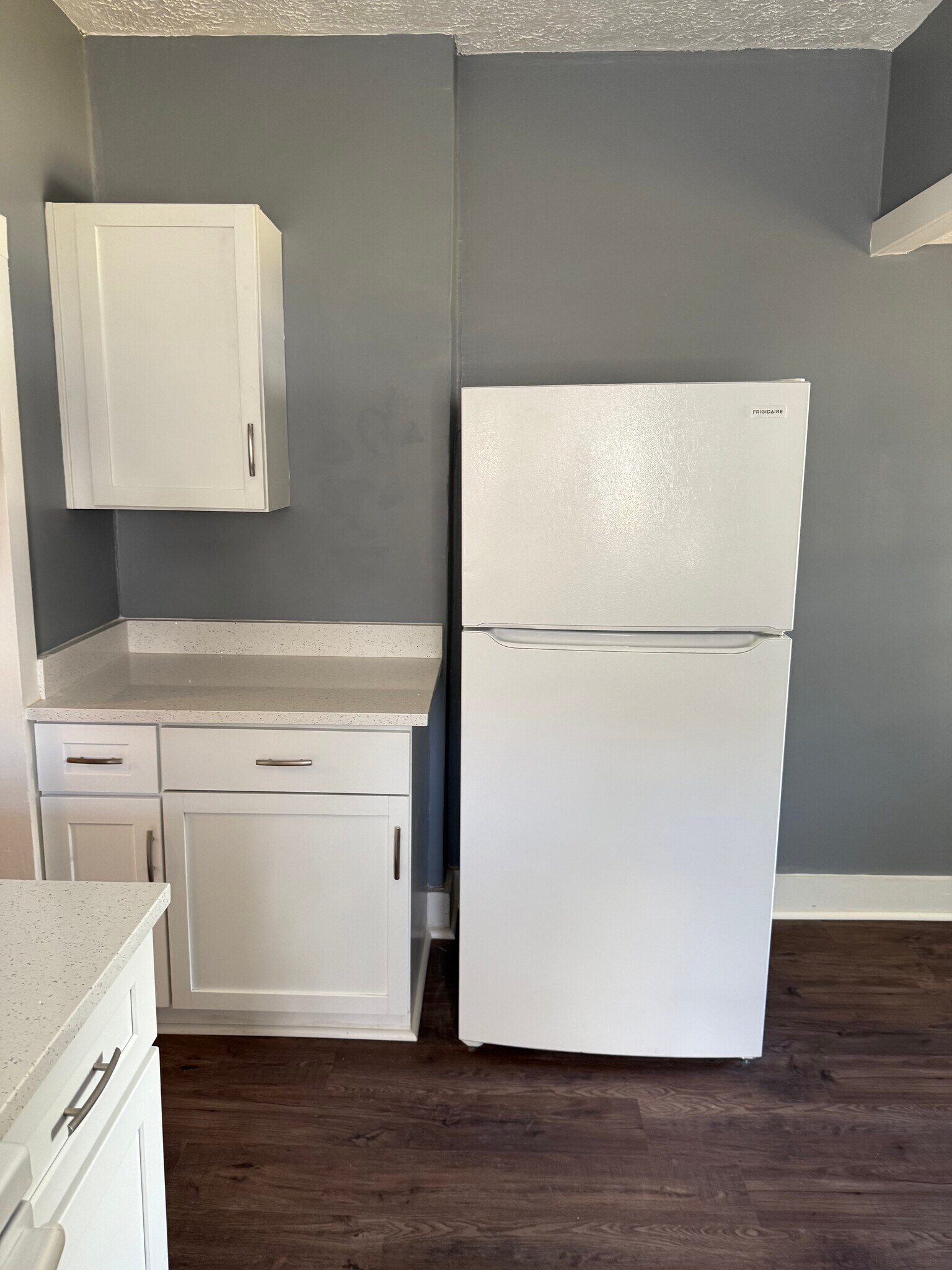 Building Photo - 5028 E New York St