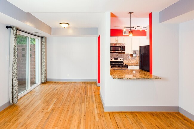 Building Photo - 8524 Manchester Rd